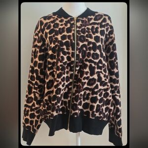 Kempson Gold Zipper Jacket, Size 1X, Medium Thickness, Soft Material